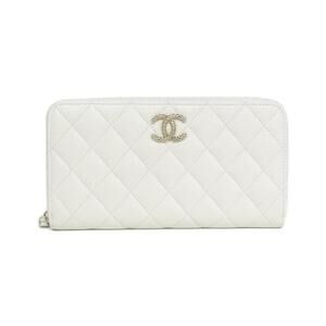 CHANEL Authentic Pink Wallet